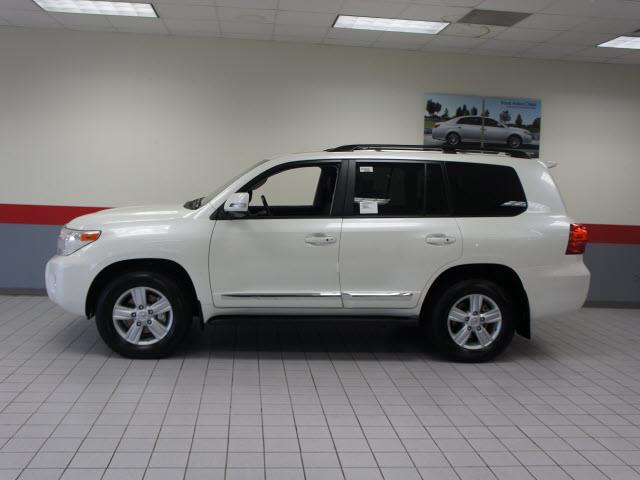 2013 TOYOTA CRUISER V8 PARA VENDA